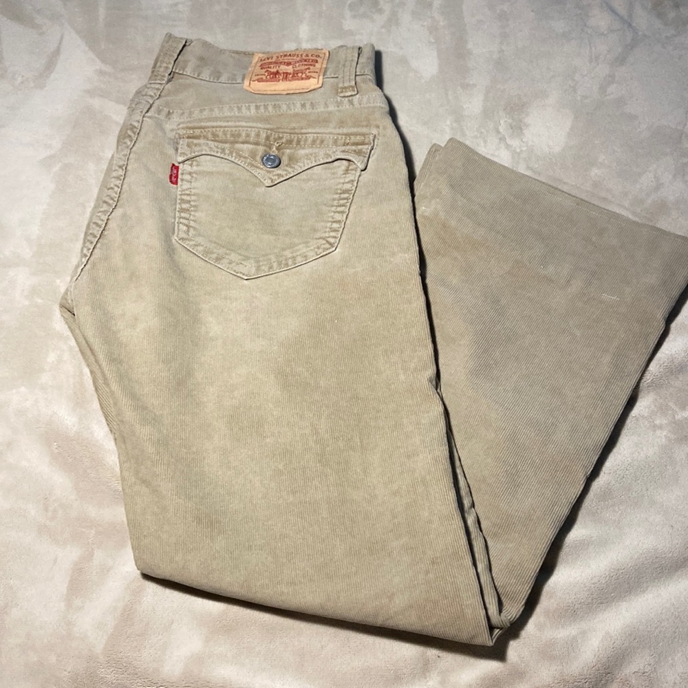 levi’s low flare
